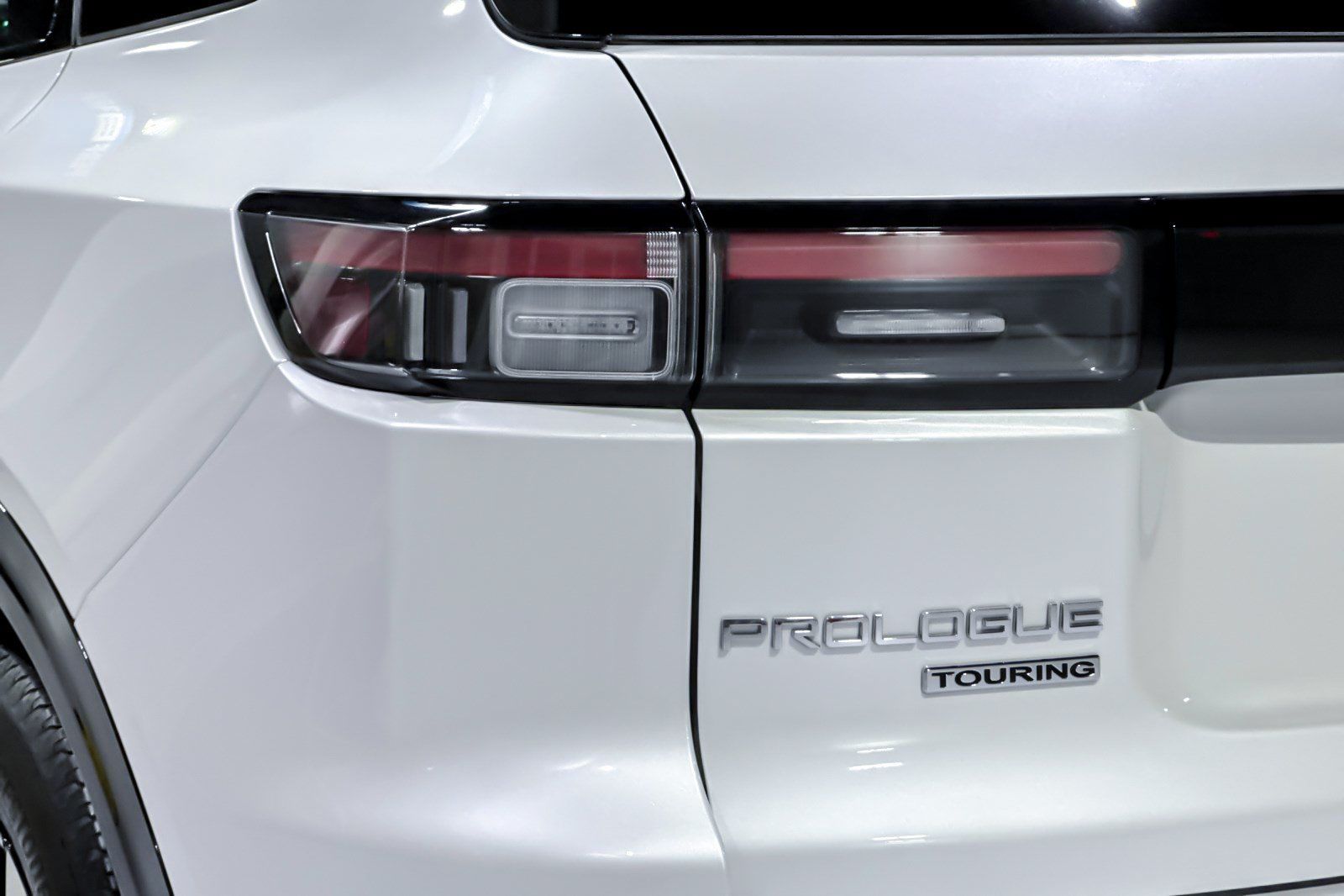 Used 2024 Honda Prologue Touring image 30