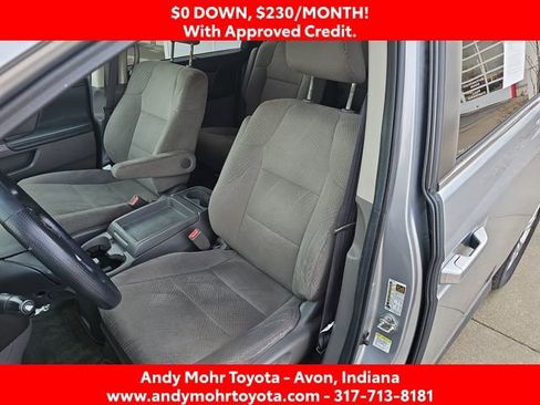 Used 2016 Honda Odyssey SE image 10