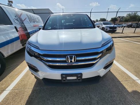 Used 2017 Honda Pilot EX-L image 2
