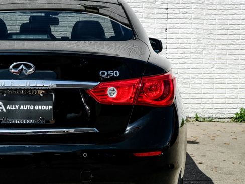 Used 2016 INFINITI Q50 3.0t Premium w/ Driver Assistance Package image 47