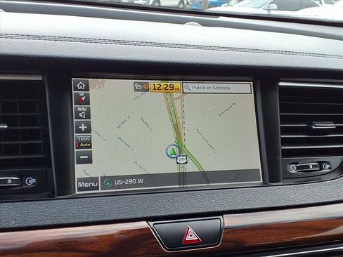 Used 2019 Kia Cadenza Technology image 18