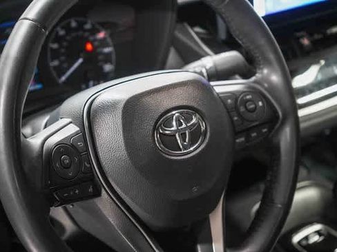 Certified 2024 Toyota Corolla SE image 22