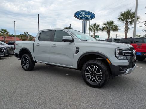 New 2026 Ford Ranger Lariat w/ FX4 Off-Road Package AWD/4WD image 2