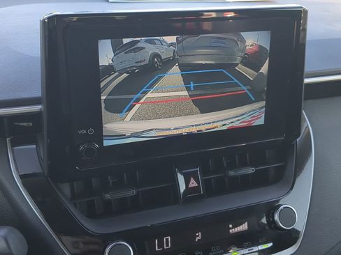 Used 2023 Toyota Corolla XLE image 27