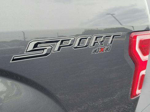 Used 2020 Ford F150 XLT w/ Equipment Group 302A Luxury AWD/4WD image 34
