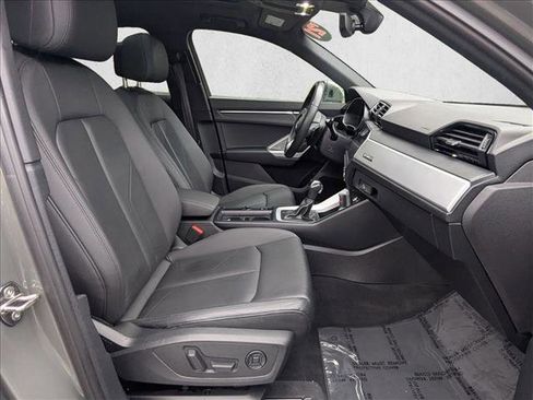 Used 2021 Audi Q3 2.0T Premium w/ Convenience Package image 22
