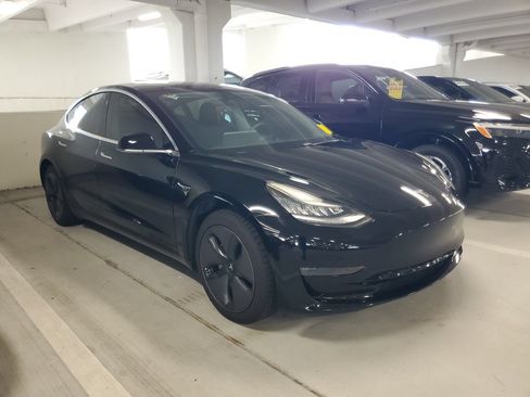 Used 2019 Tesla Model 3 AWD/4WD image 2