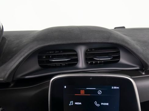Used 2025 McLaren Artura Spider RWD image 23