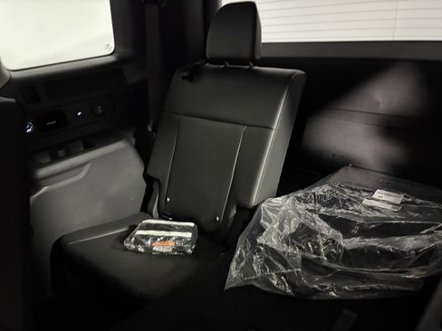 Used 2024 Hyundai Santa Fe Limited image 52