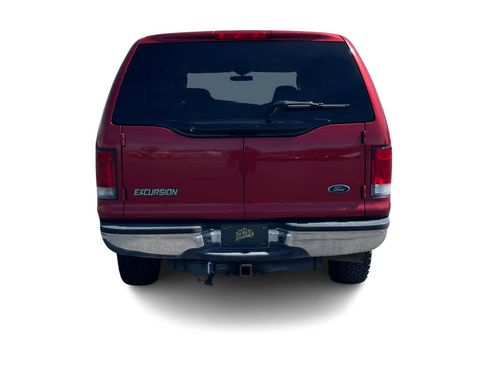 Used 2005 Ford Excursion XLT image 6