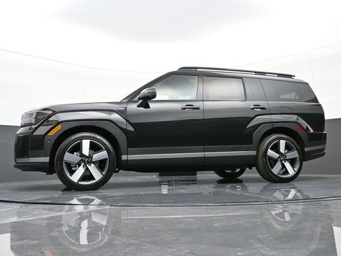 Used 2025 Hyundai Santa Fe Limited image 27