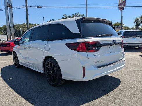 Used 2025 Honda Odyssey Sport-L image 6