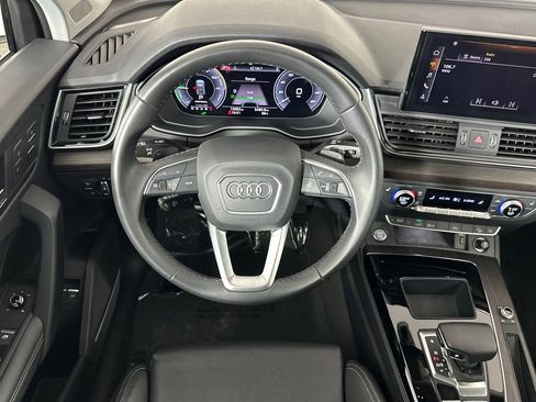 Used 2023 Audi Q5 e Premium Plus w/ Premium Plus Package image 13