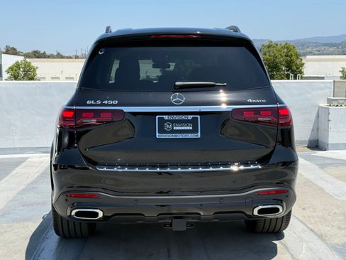 New 2026 Mercedes-Benz GLS 450 4MATIC image 10