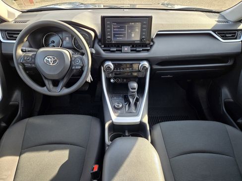 Used 2022 Toyota RAV4 LE image 14