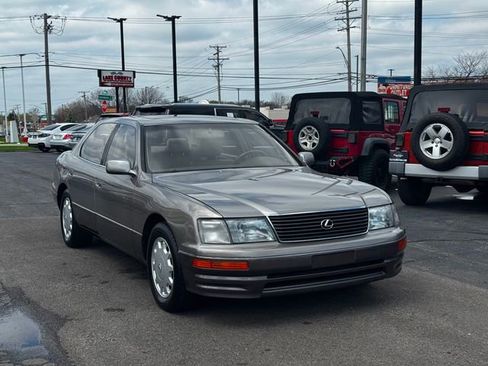 Used 1996 Lexus LS 400 image 3
