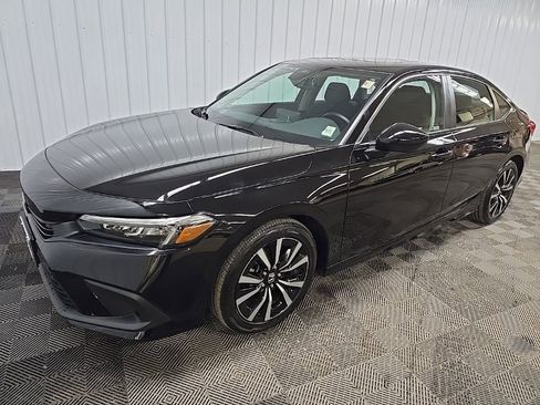 Used 2023 Honda Civic EX image 8