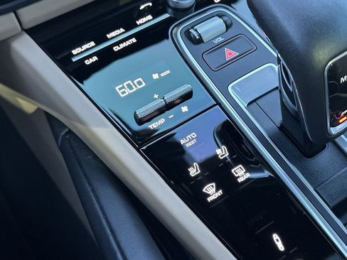 Used 2023 Porsche Cayenne GTS image 23