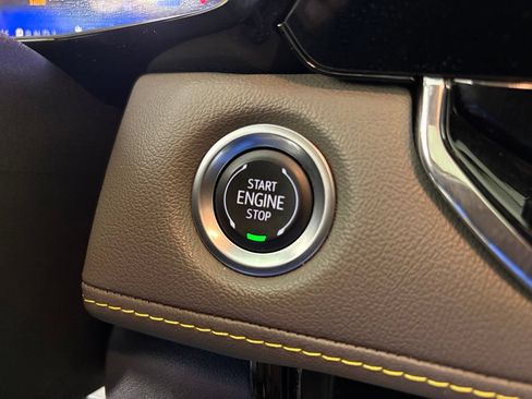 Used 2025 Chevrolet Colorado ZR2 AWD/4WD image 24
