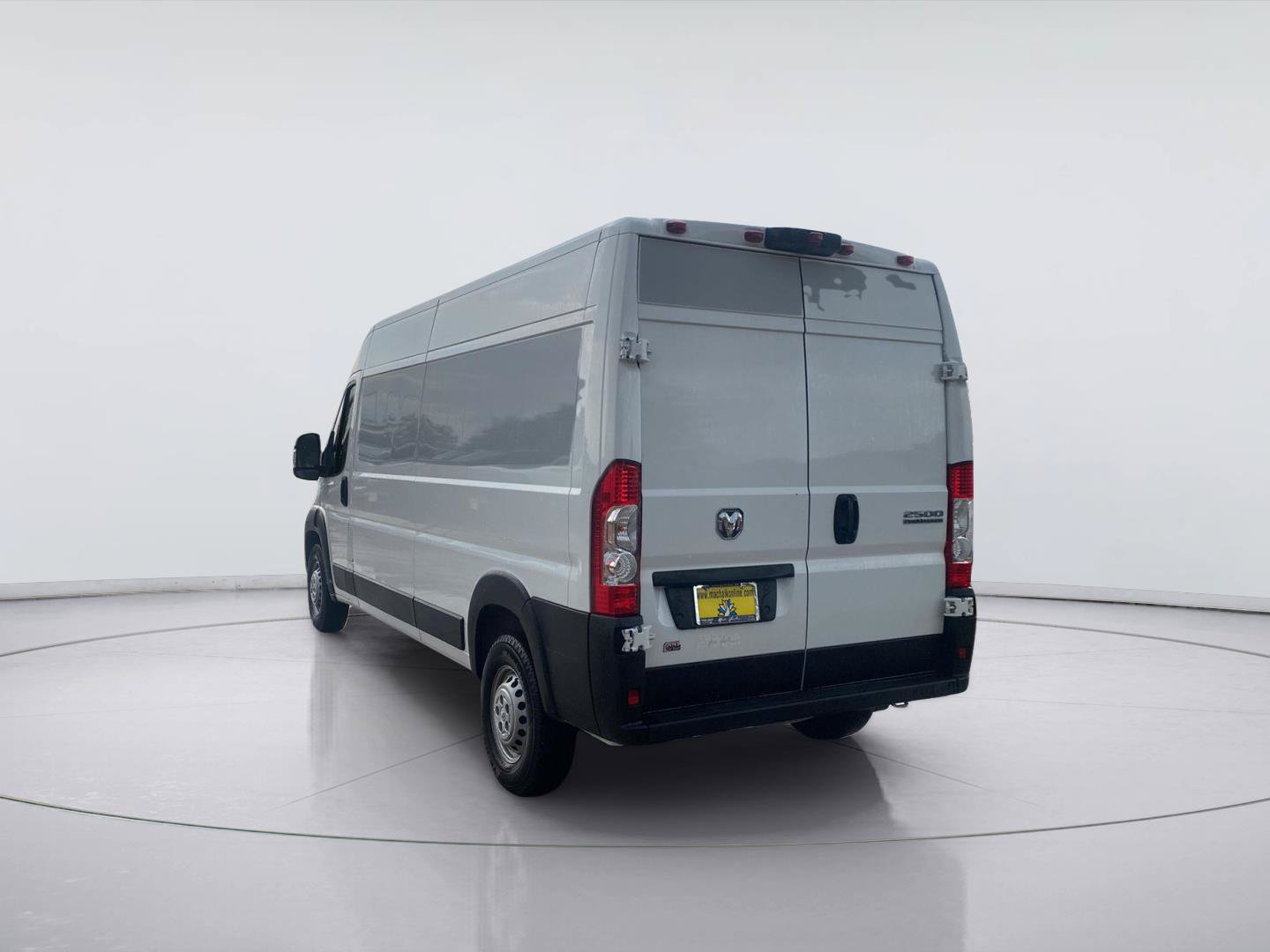 Used 2025 RAM ProMaster 2500 w/ Convenience Group FWD image 3