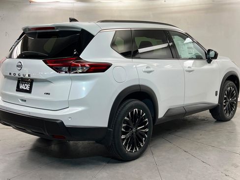 New 2026 Nissan Rogue SV AWD/4WD image 5