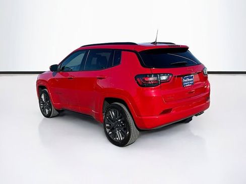 Used 2022 Jeep Compass Limited w/ (RED) Package image 8