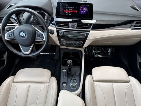 Used 2022 BMW X2 xDrive28i w/ Premium Package image 3