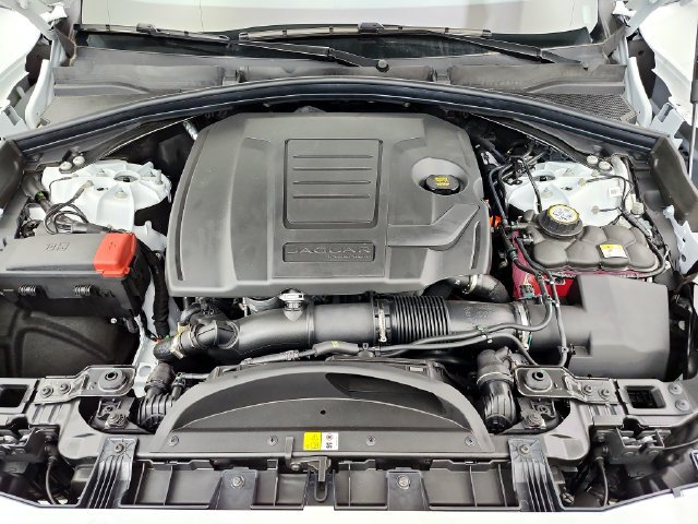 New 2026 Jaguar F-PACE R-Dynamic S AWD/4WD image 32