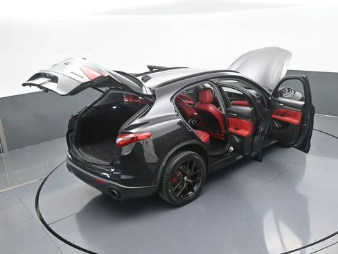Used 2019 Alfa Romeo Stelvio w/ Nero Edizione image 68