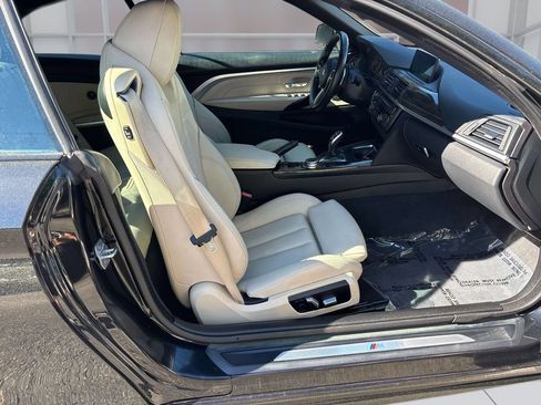 Used 2016 BMW 435i Convertible w/ M Sport Package RWD image 14