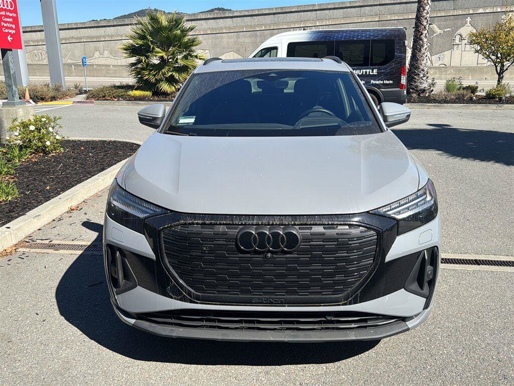 Used 2024 Audi Q4 e-tron Prestige w/ Black Optic Package AWD/4WD image 3