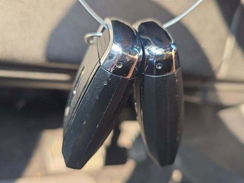 Used 2022 Lincoln Corsair AWD w/ Equipment Group 101A image 5