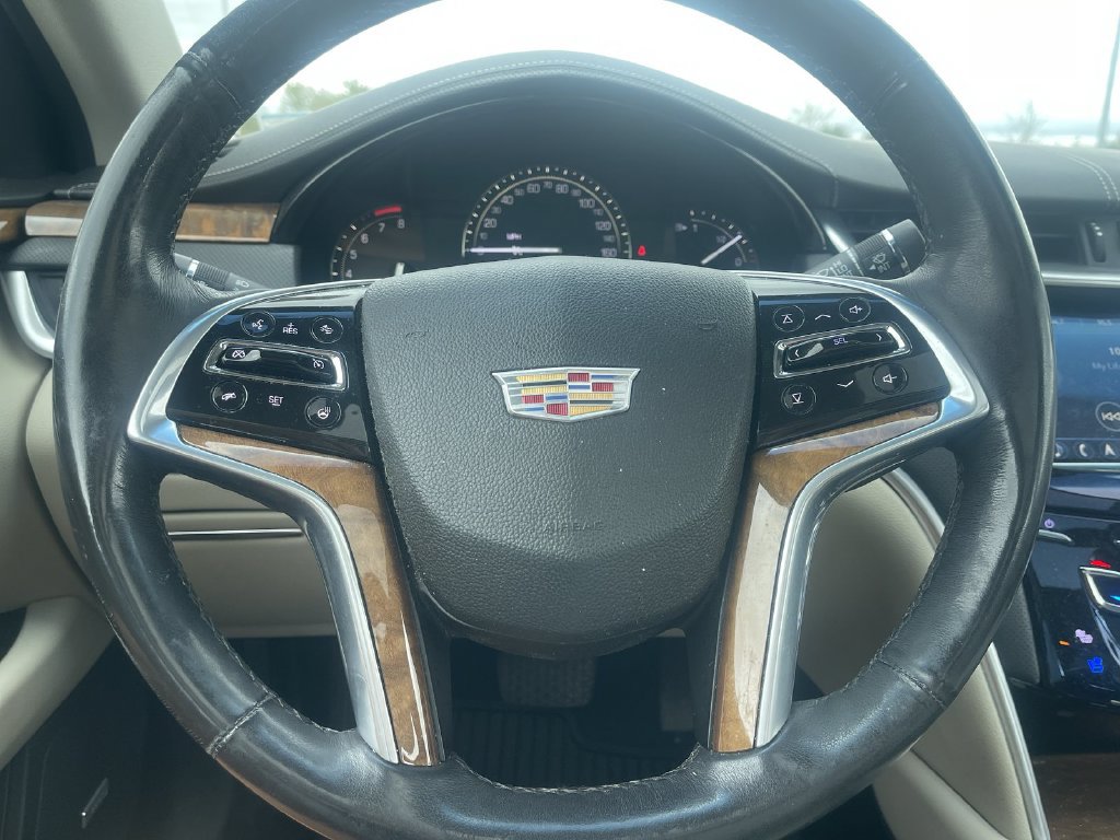 Used 2018 Cadillac XTS Luxury w/ Driver Awareness Package AWD/4WD image 8