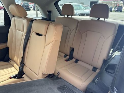 Used 2025 Audi Q7 3.0T Premium Plus image 23