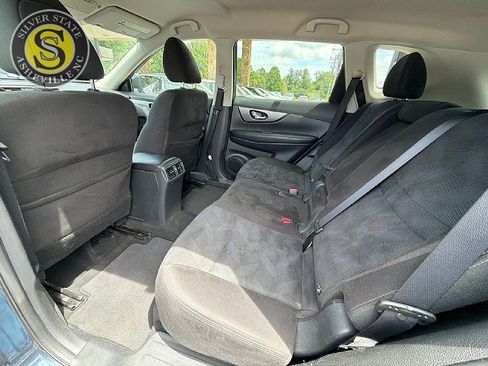 Used 2015 Nissan Rogue SV w/ SV Premium Package AWD/4WD image 13