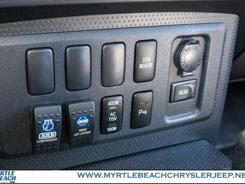 Used 2008 Toyota FJ Cruiser 4WD image 20