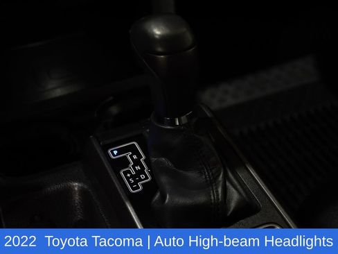 Used 2022 Toyota Tacoma TRD Off-Road w/ TRD Premium Off Road Package image 22