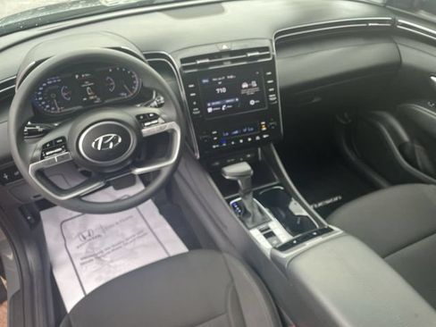 Used 2024 Hyundai Tucson SEL FWD image 17