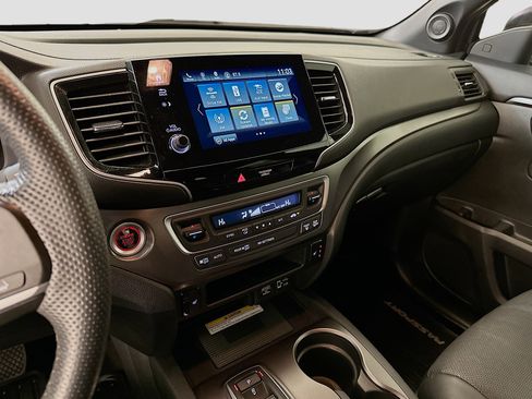 Used 2023 Honda Passport EX-L image 25