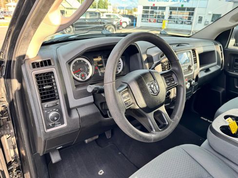 Used 2014 RAM 1500 Express image 9