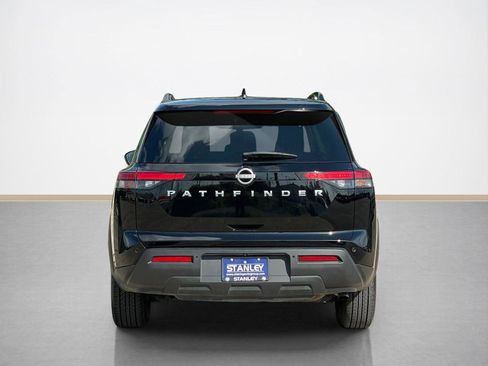 Used 2025 Nissan Pathfinder SV FWD image 7