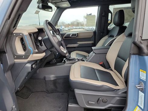New 2023 Ford Bronco Wildtrak AWD/4WD image 6