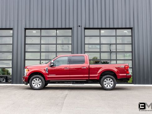 Used 2017 Ford F250 Platinum w/ Platinum Ultimate Package AWD/4WD image 1
