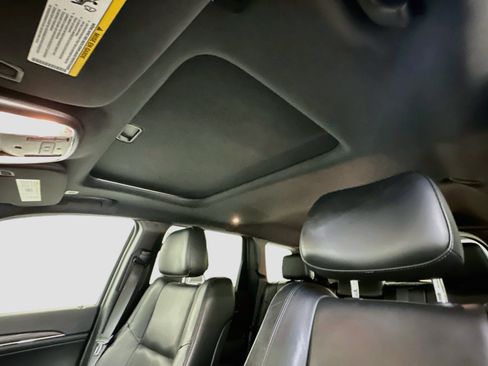 Used 2020 Jeep Grand Cherokee Limited AWD/4WD image 27