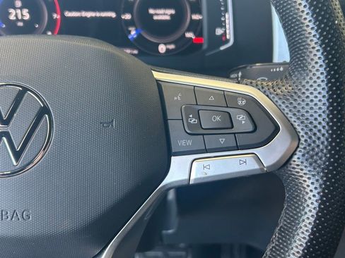 Used 2022 Volkswagen Atlas Cross Sport SEL Premium R-Line image 41