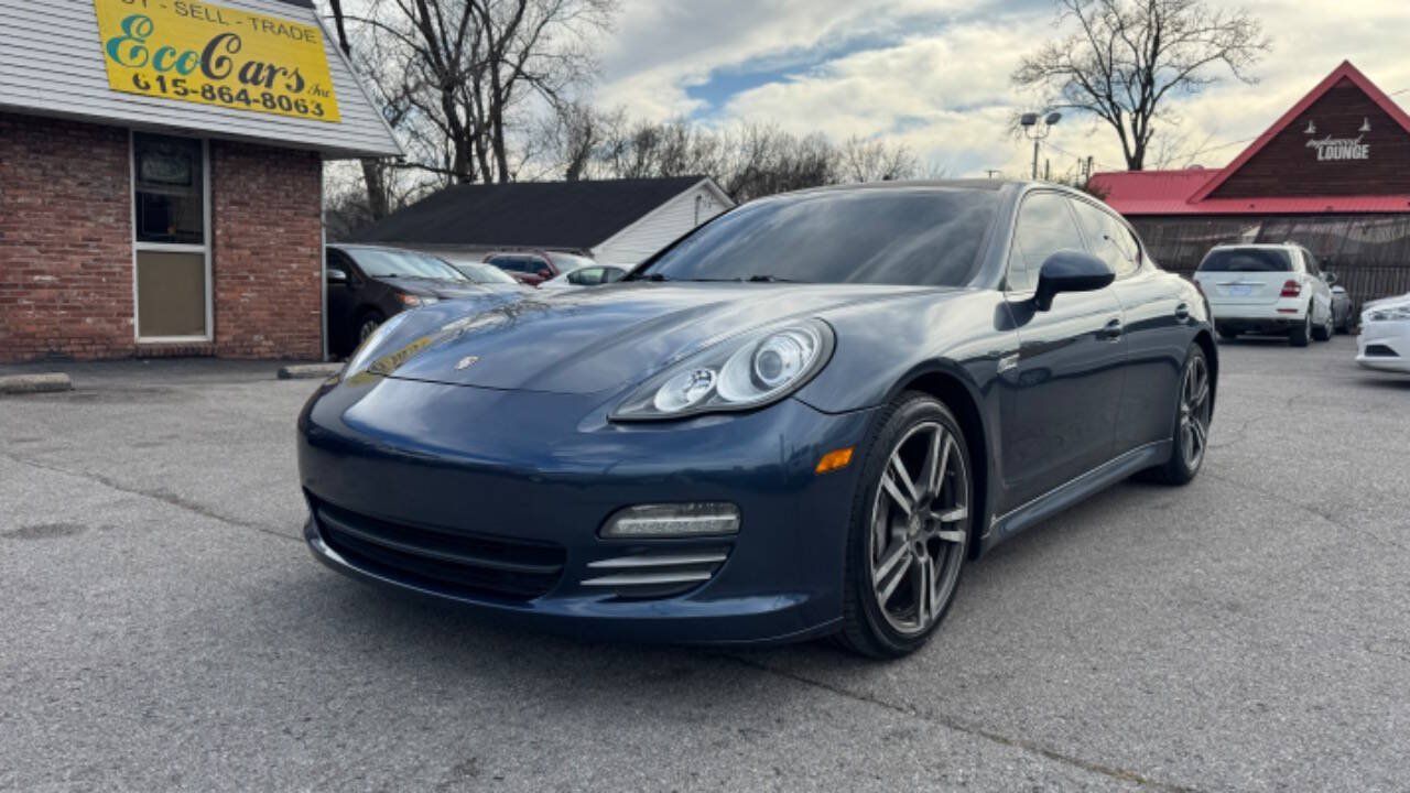 Used 2011 Porsche Panamera RWD image 3