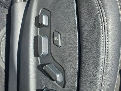 Used 2025 Genesis GV70 2.5T w/ Sport Prestige Package AWD/4WD image 28