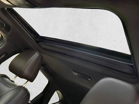 Used 2022 MAZDA CX-5 Signature image 18