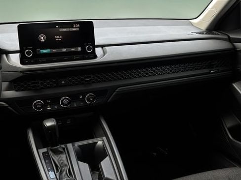 Used 2024 Honda Accord LX image 24