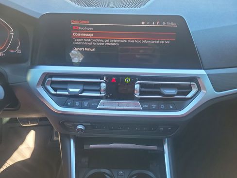 Used 2022 BMW M340i xDrive w/ Premium Package image 25